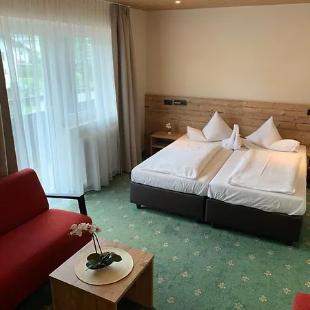 Hotel Clubhotel 3*